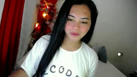 Snapshot of zhillycate chatting on January 5, 2:48 am CATE online show from January 5, 2:48 am