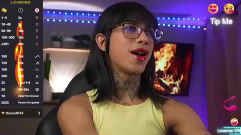 Zion  online show from November 19, 3:01 pm