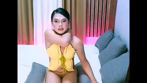 zoey online show from March 10, 5:05 pm