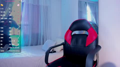 Zury Ramirez online show from April 20, 9:27 pm