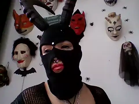 FeticheMacabre online show from December 8, 2:52 pm