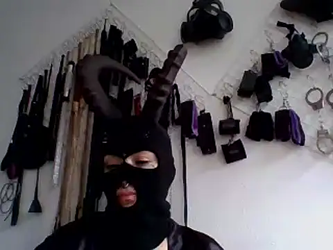 FeticheMacabre online show from December 22, 7:31 pm