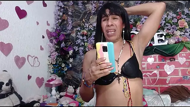 DesireDirtyTS   online show from April 3, 5:28 am