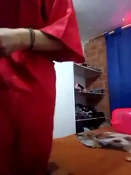 Cameron puppy online show from November 15, 4:43 am