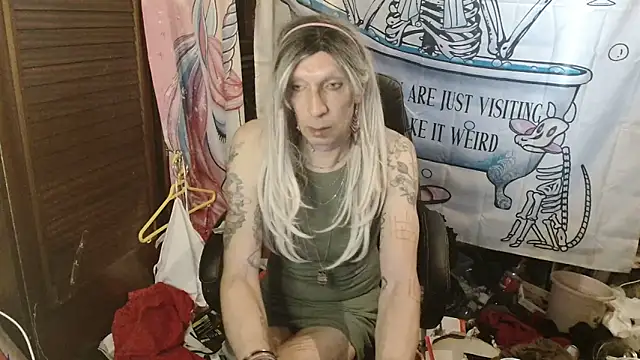 Ombeline1 online show from February 4, 1:16 pm