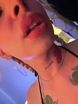 Bonnie vega online show from October 5, 9:58 pm