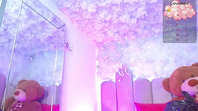 puca ebony online show from December 22, 4:34 pm