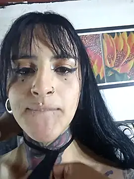 emma onassis 17 online show from April 17, 11:39 pm