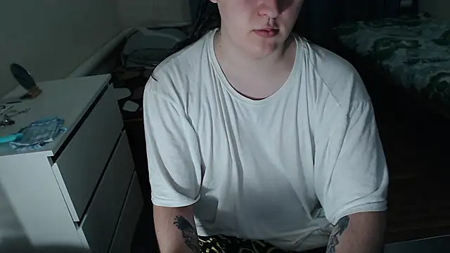 EvaMiron online show from December 4, 6:23 pm