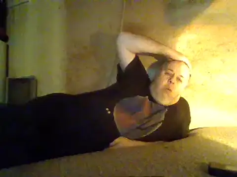 Nightshade7712 online show from March 1, 9:26 pm