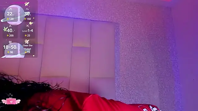 Summer walkerr online show from January 14, 12:24 pm