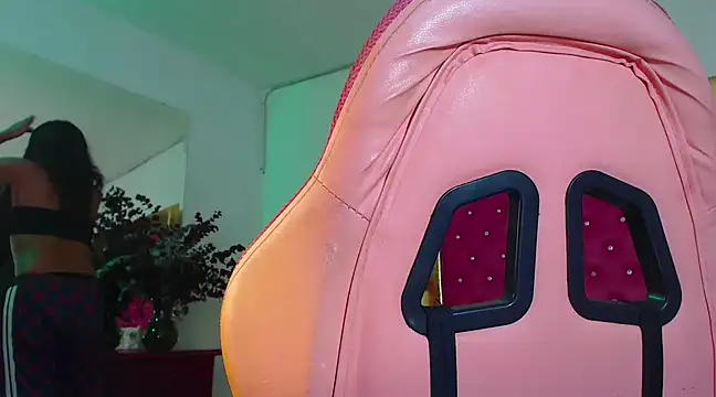 Orianadollx online show from March 15, 11:38 am