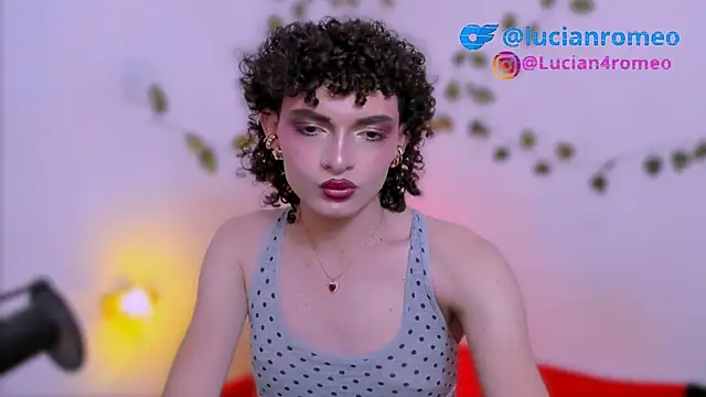 lucianromero online show from December 13, 2:54 am