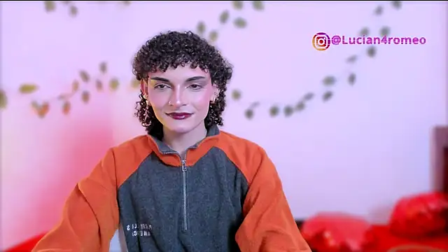 lucianromero online show from January 1, 10:00 am