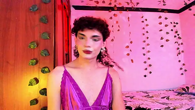 lucianromero online show from September 26, 7:05 am