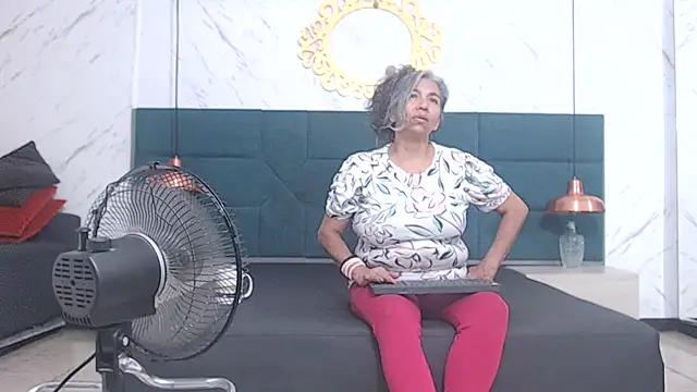 chanel grant online show from March 31, 8:00 pm