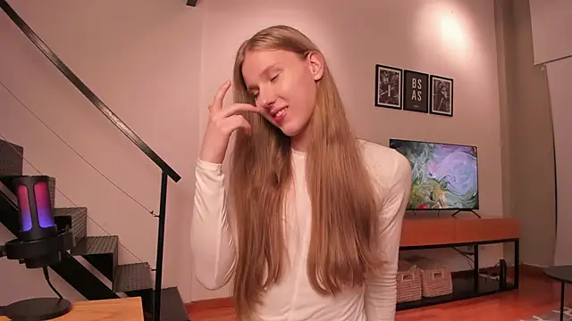 Mira Lite online show from April 6, 2:43 am