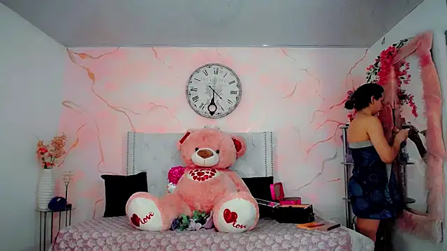 maria camilacms online show from February 25, 6:56 pm