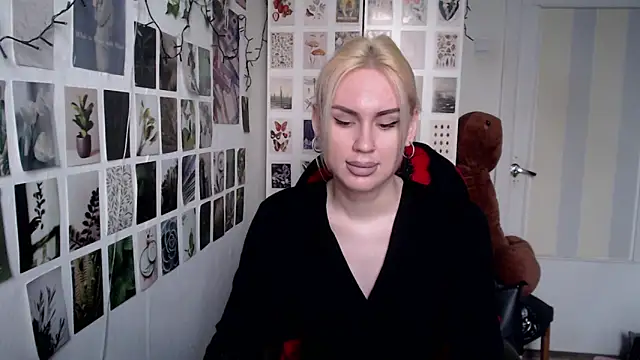 CapriScorpion online show from March 17, 2:52 pm