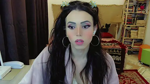 Sophie Fantasys online show from February 27, 7:58 am