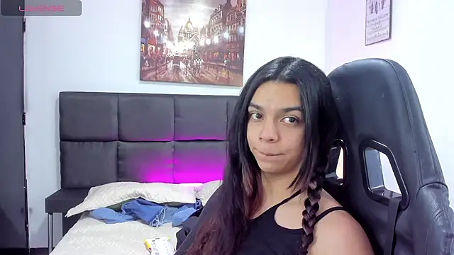 Snapshot of Megan_Miles02 chatting on January 23, 8:13 pm Megan Miles02 online show from January 23, 8:13 pm