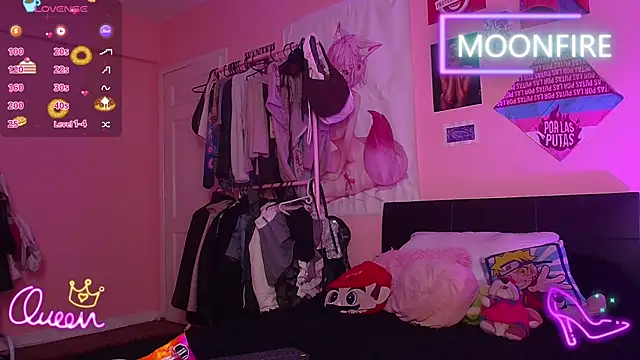 moonfiredancer online show from July 18, 1:56 am