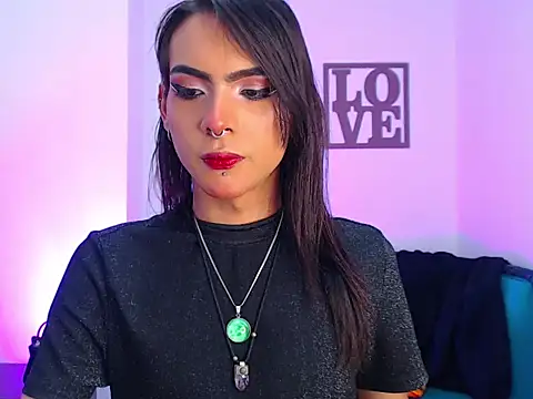 lilithnyx333 online show from April 21, 6:53 am