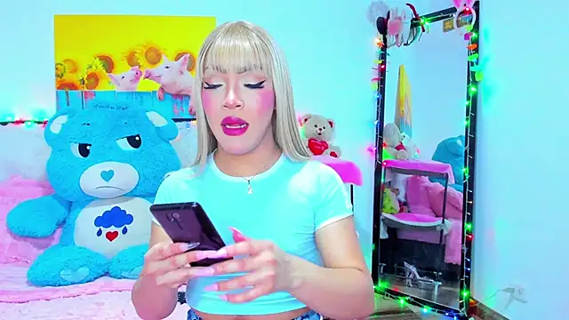 Candy Candy   online show from January 9, 11:21 pm