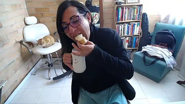 VioletaGomezCo online show from September 17, 1:16 pm