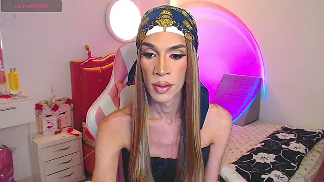 camila hootie online show from January 9, 12:26 am