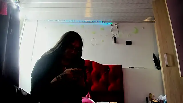 Sweet-Suck69 online show from March 14, 8:11 pm