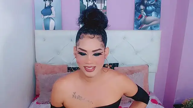 Amanda bigx online show from March 24, 5:45 am