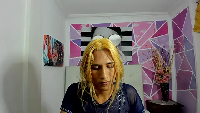 Brisahott online show from January 20, 2:03 pm