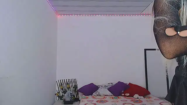 big girl21cm online show from April 21, 1:51 pm