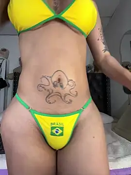 saragill323 online show from March 17, 8:04 pm