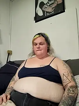 Trans Girl next door420 online show from April 12, 7:17 pm