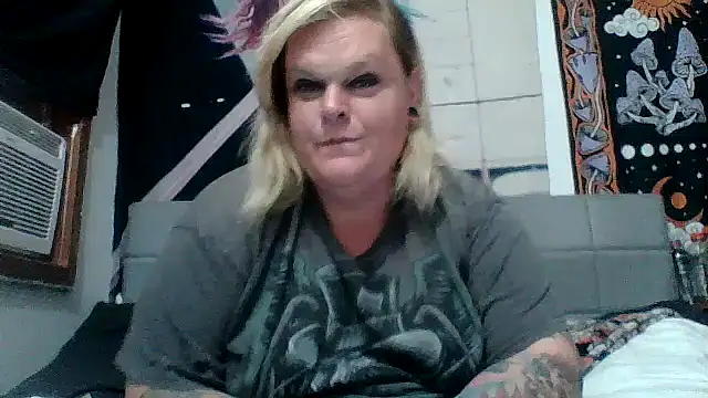 Trans Girl next door420 online show from July 4, 1:22 am