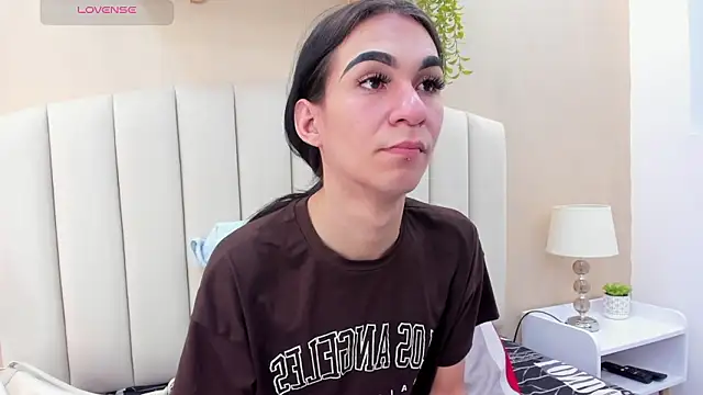 Mia thompson 19 online show from February 14, 7:54 pm