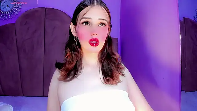 ValeriaAguilar online show from February 27, 10:16 pm