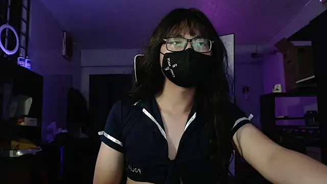 Erin Song online show from February 12, 1:49 pm