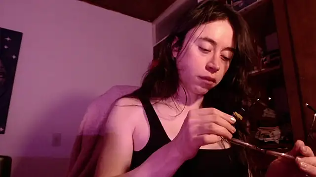 emily pearl  online show from January 12, 11:12 pm