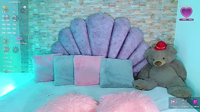 AlanaBekeer online show from March 1, 8:25 pm