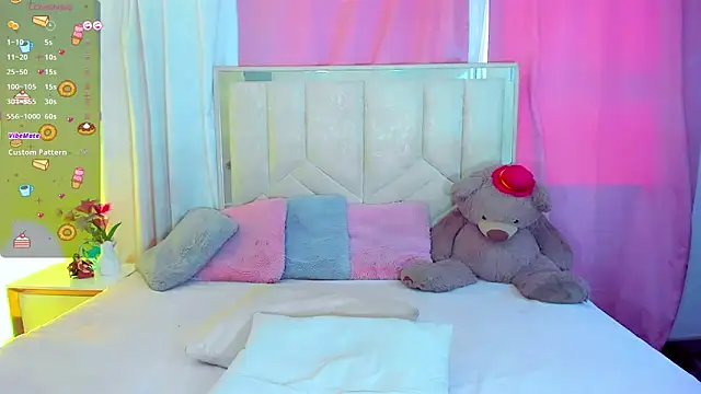 AlanaBekeer online show from March 17, 9:17 pm