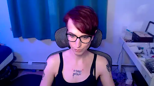Snapshot of RyffBurnz chatting on January 19, 12:49 am RyffBurnz online show from January 19, 12:49 am