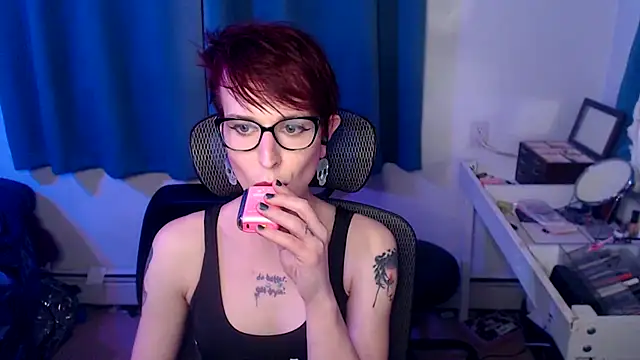 Snapshot of RyffBurnz chatting on March 19, 1:21 am RyffBurnz online show from March 19, 1:21 am