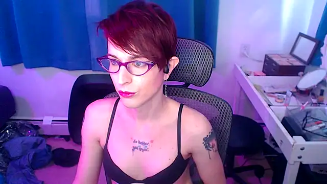 Snapshot of RyffBurnz chatting on March 21, 7:35 pm RyffBurnz online show from March 21, 7:35 pm