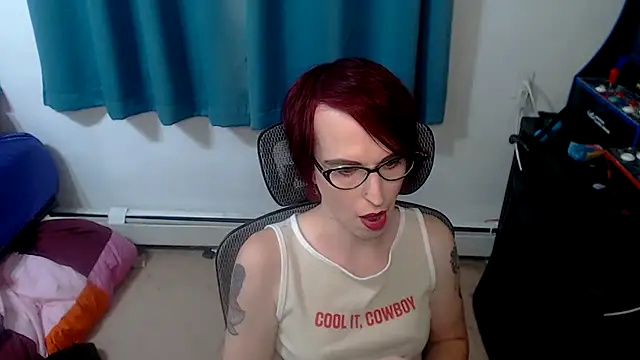 Snapshot of RyffBurnz chatting on October 7, 6:53 pm RyffBurnz online show from October 7, 6:53 pm