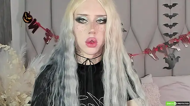 Joy Barker online show from October 22, 1:35 pm