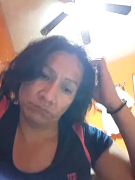 miicheele32 online show from October 23, 10:41 am