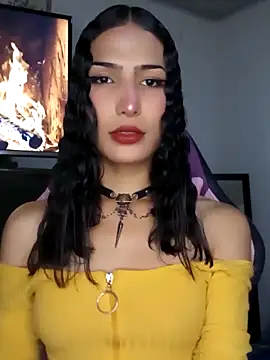 Lanna hott  online show from September 28, 7:57 pm